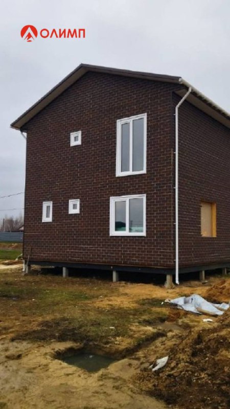 Закончили строительство дома в Балаково по типовому проекту с внутренней отделкой.